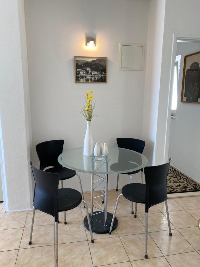 Villa Leo Beach Apartment Podgora Exterior photo